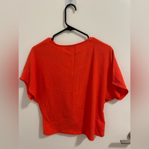 Cute Zara orange top - Picture 2 of 2